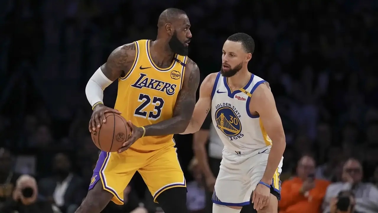 开云平台-刷新纪录首场状态出色，澳大利亚队观众沸腾！，詹姆斯重返赛场气势如虹延续的简单介绍