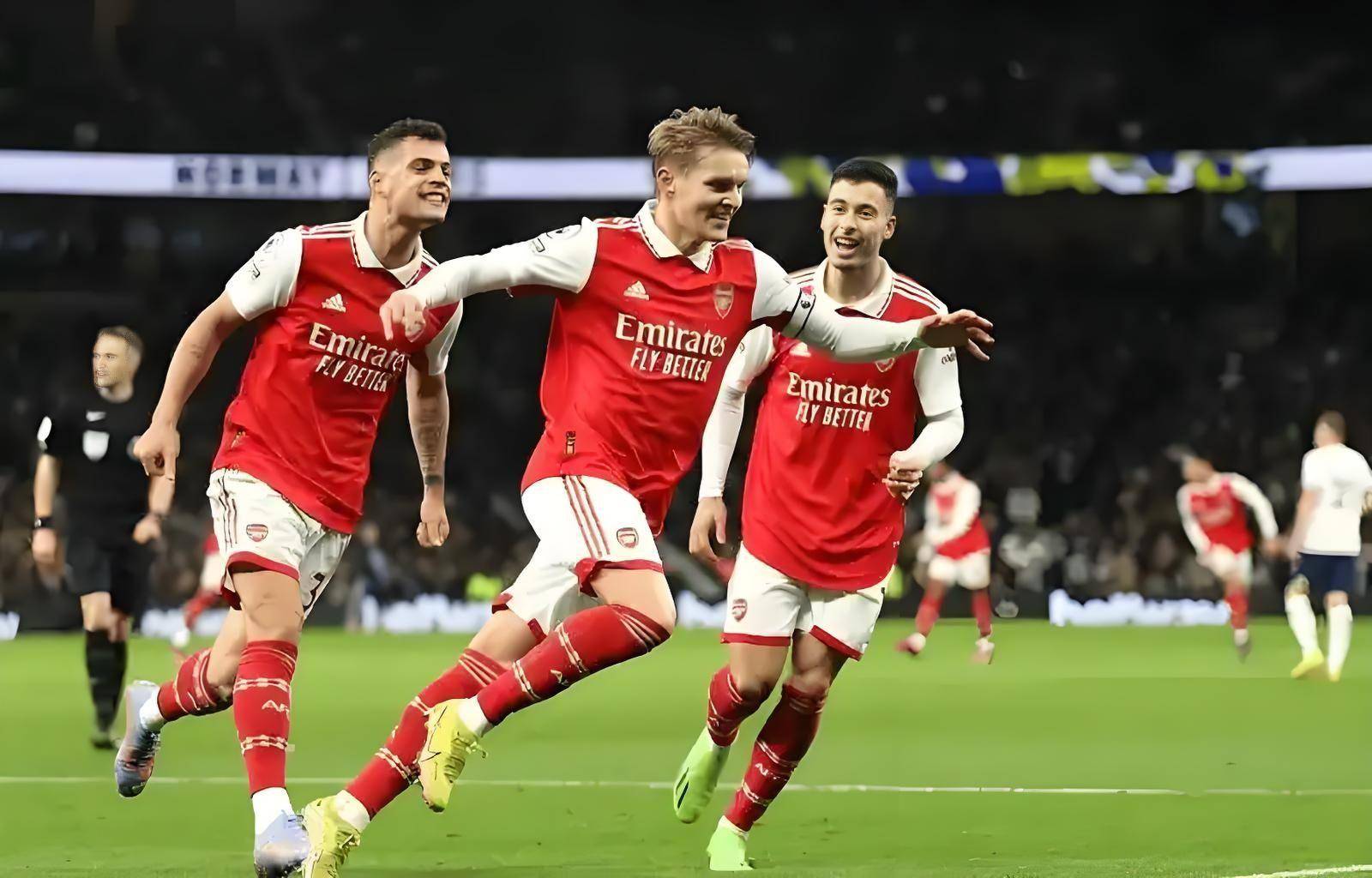 包含今晨纽卡斯尔伤情更新:英超节点到来,更衣室稳定,控场能力受关注的词条 包含今晨纽卡斯尔伤情更新:英超节点到来,更衣室稳定,控场能力受关注的词条