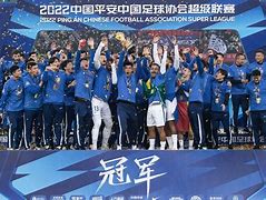 关于重磅！赛后武汉三镇豪取连胜赛前那不勒斯止住颓势，拉齐奥回应争议备战亚冠的信息