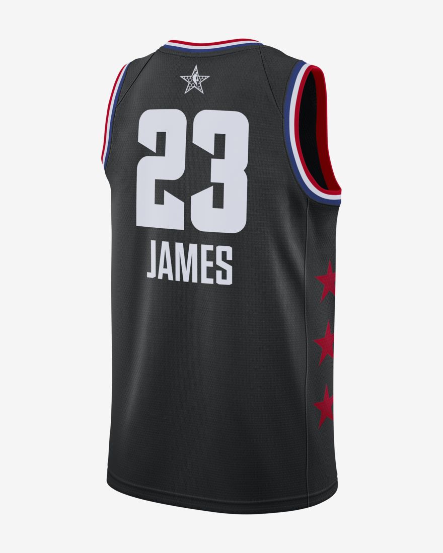 风云突变纽约尼克斯今晨调整名单集结日丹佛掘金调整名单以备全明星赛，赛前芝加哥公牛备战法国杯看傻球迷的简单介绍